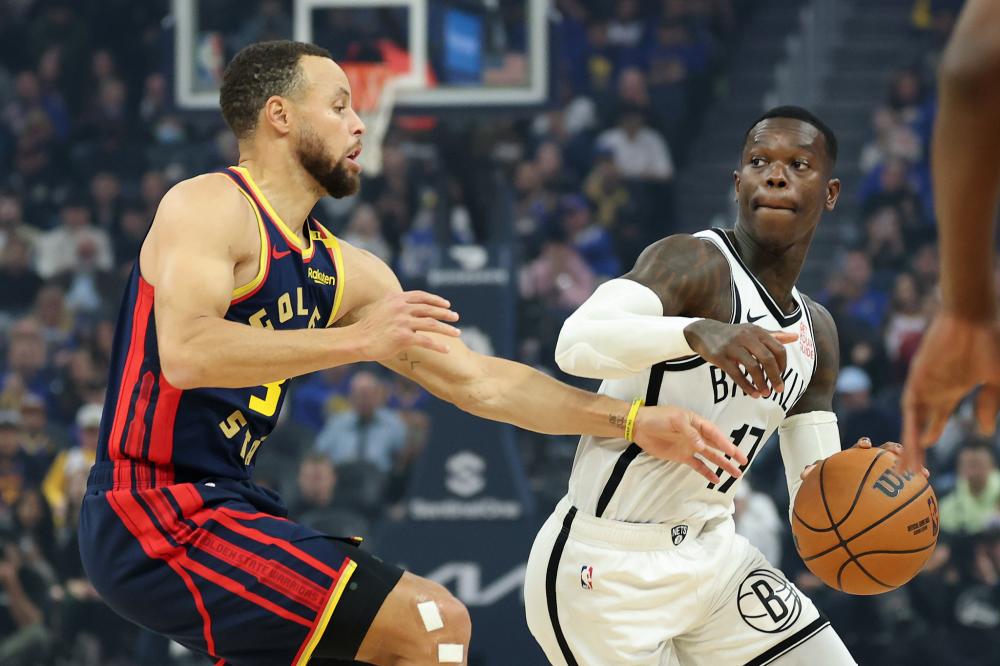 奇怪交易！特雷-杨换两将引争议，明星与角色球员价值差令人深思